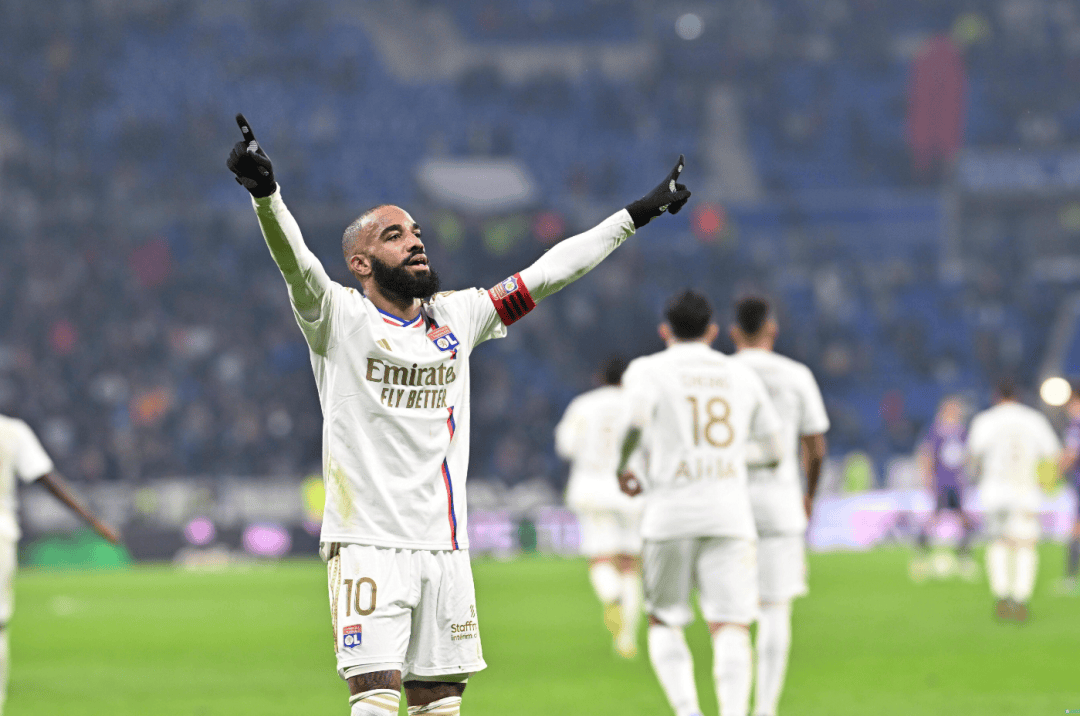 昂热主场取胜里昂，赢得宝贵三分的简单介绍